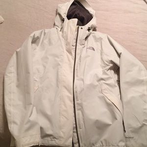 The NorthFace Women’s Winter Jacket